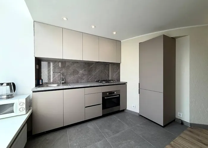 18 Deribasivska Street Jacuzzi Apartment